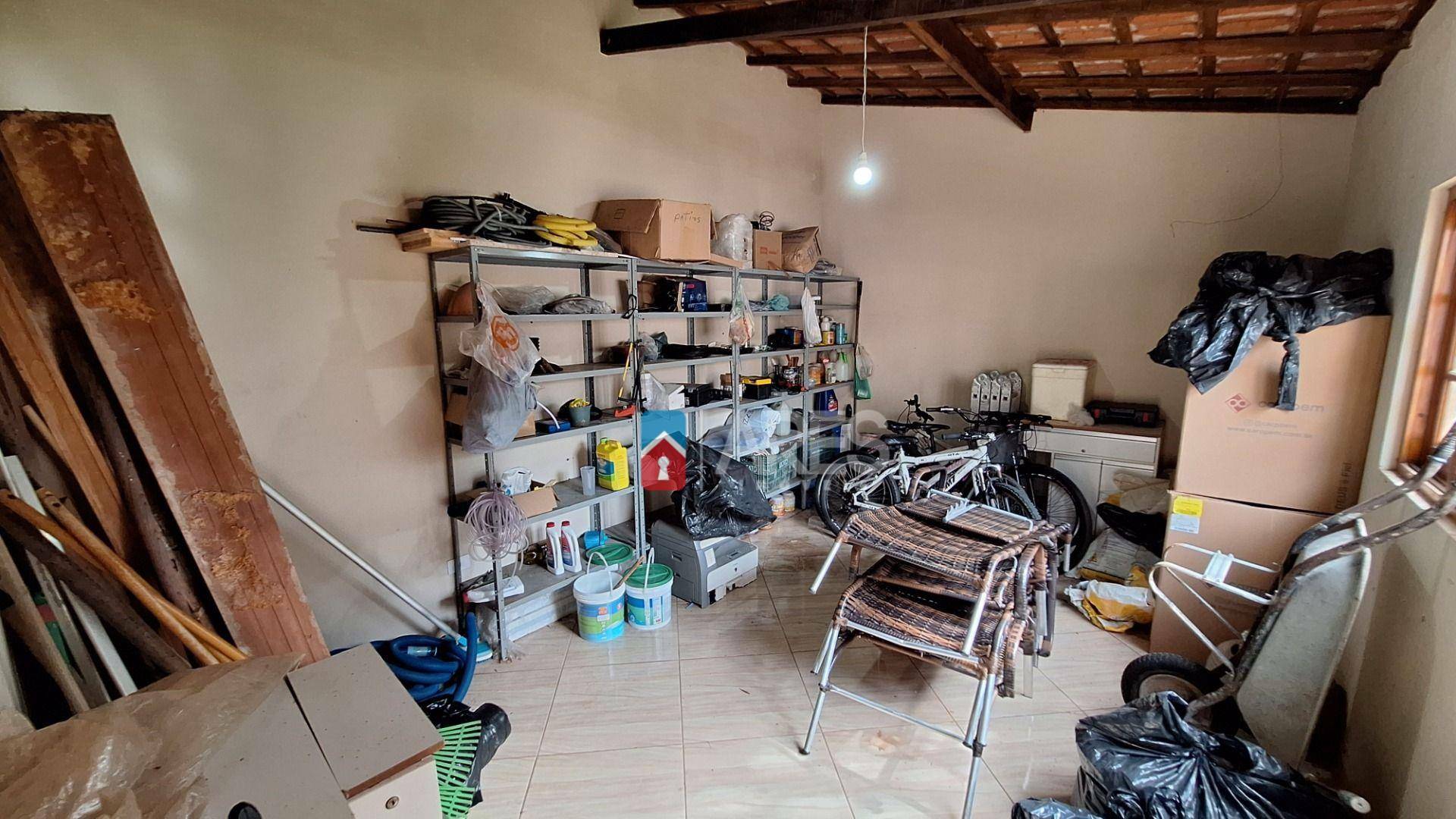 Casa à venda com 3 quartos, 600m² - Foto 44