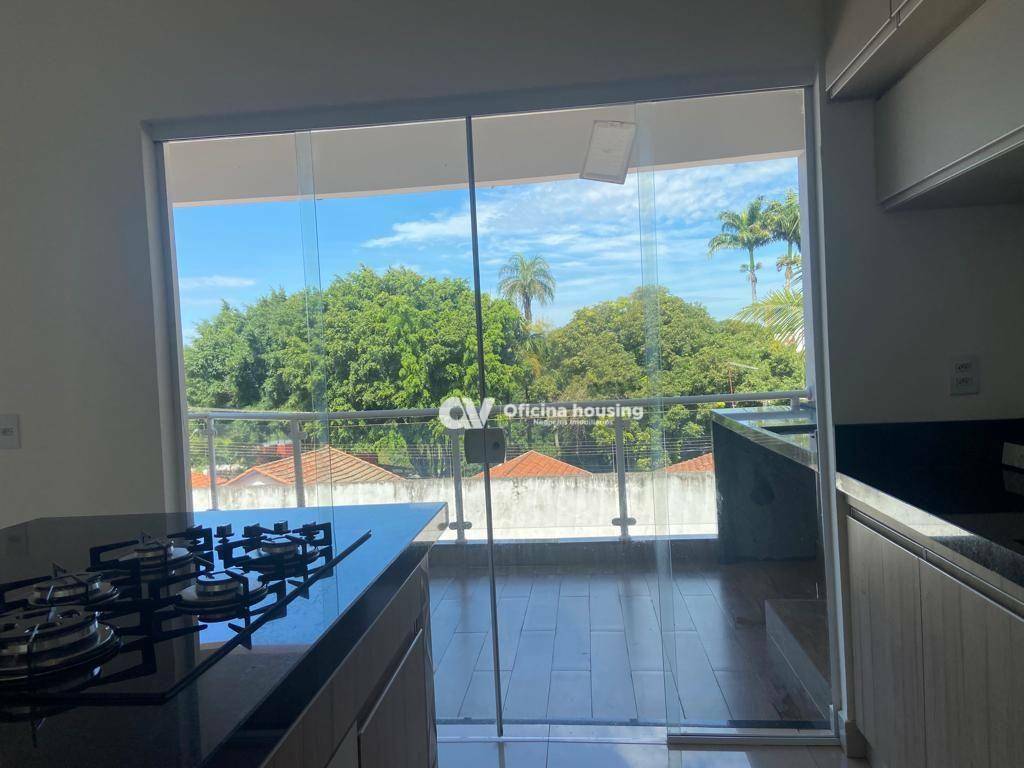 Sobrado, 4 quartos, 163 m² - Foto 1