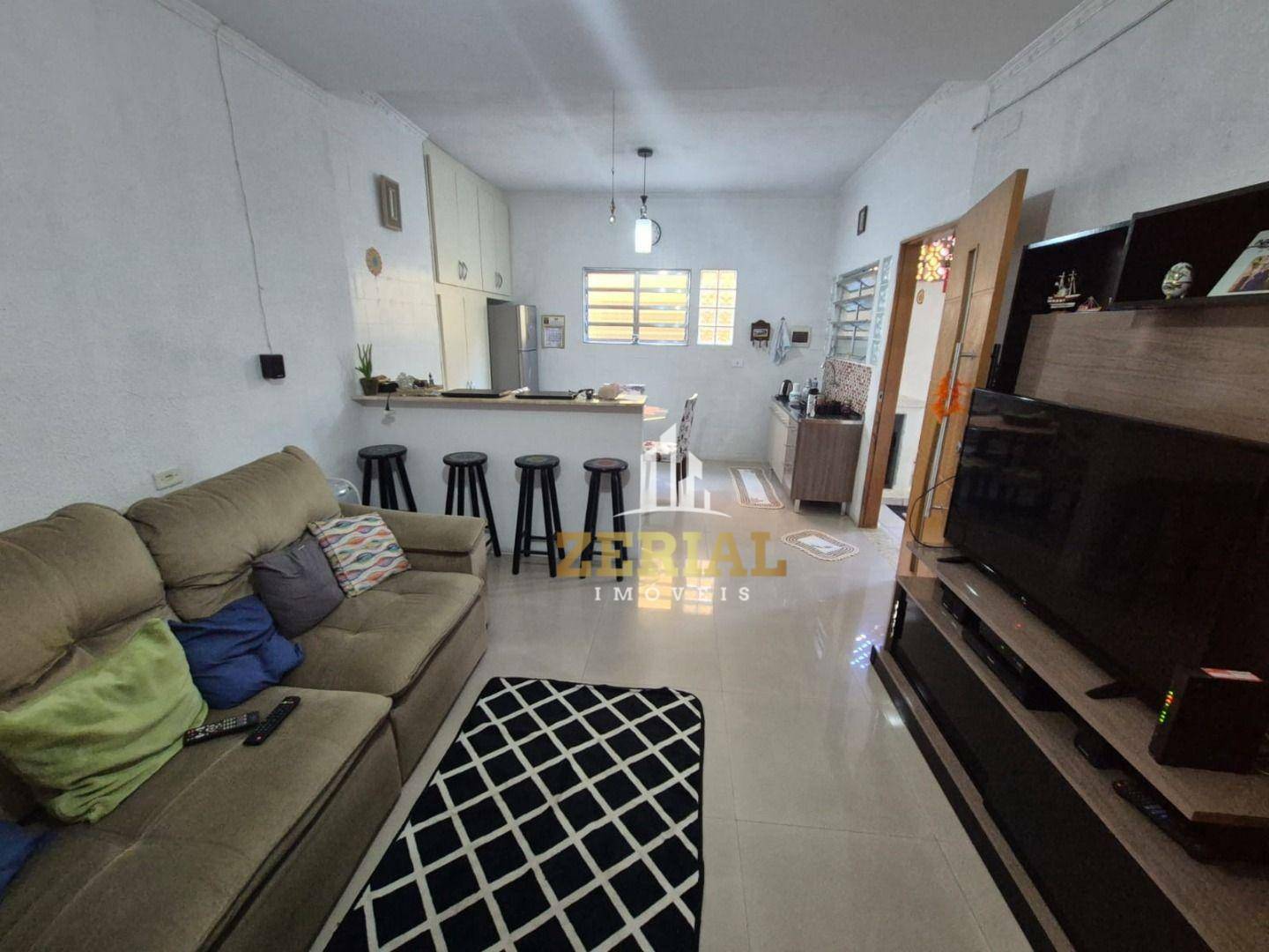 Casa à venda com 8 quartos, 350m² - Foto 2