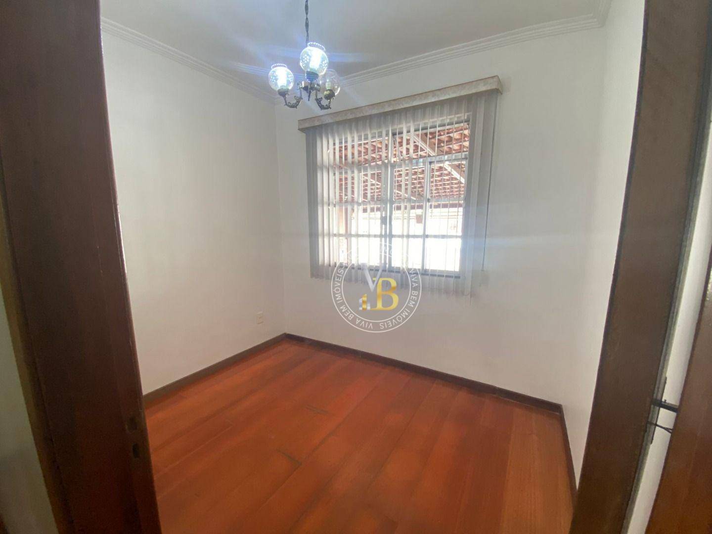 Casa para alugar com 3 quartos, 196m² - Foto 11