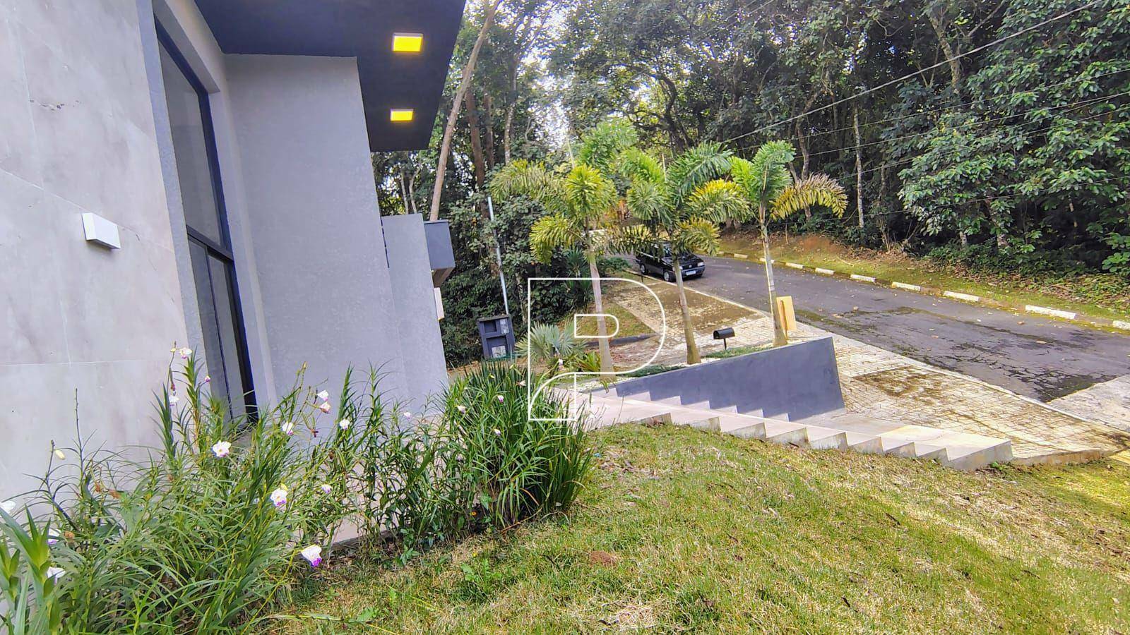 Casa de Condomínio à venda e aluguel com 3 quartos, 216m² - Foto 19