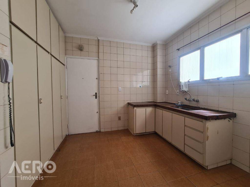 Apartamento à venda com 3 quartos, 107m² - Foto 4