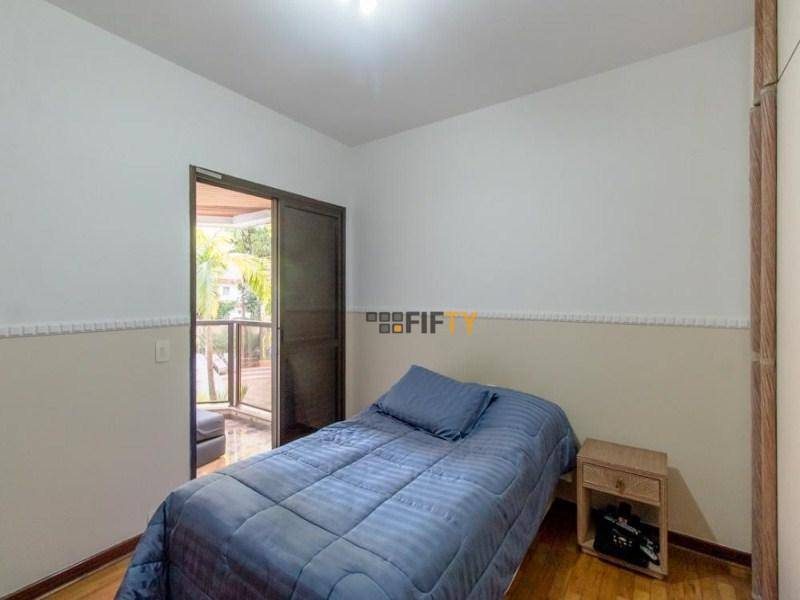 Apartamento à venda com 4 quartos, 250m² - Foto 13