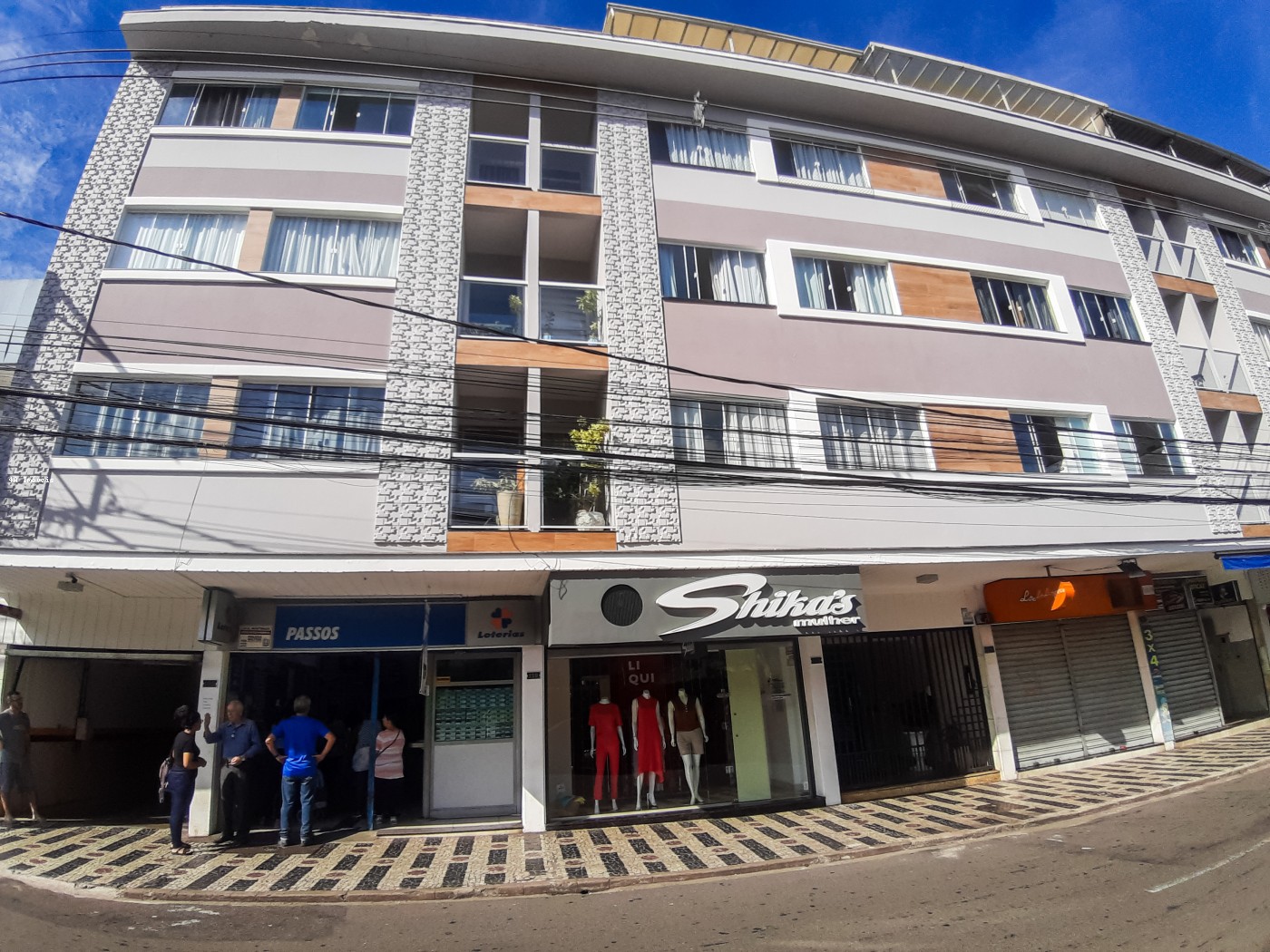 Cobertura à venda com 4 quartos, 180m² - Foto 1