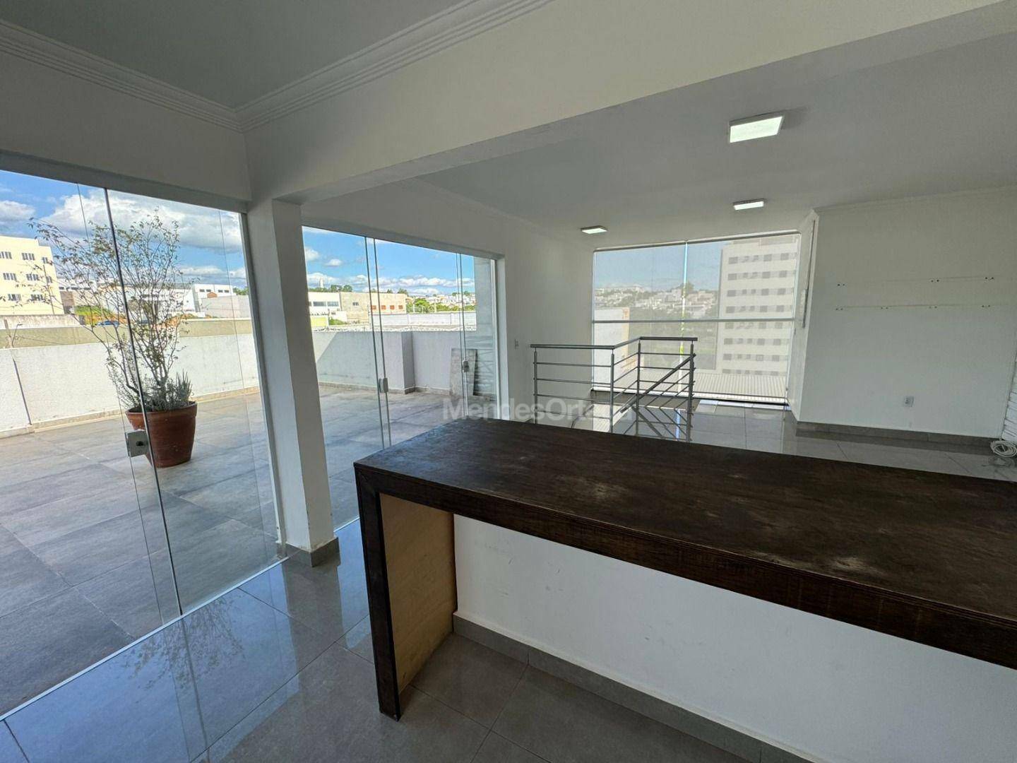 Apartamento à venda e aluguel com 3 quartos, 180m² - Foto 19