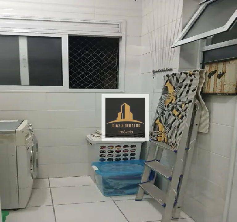 Apartamento à venda com 3 quartos, 65m² - Foto 11