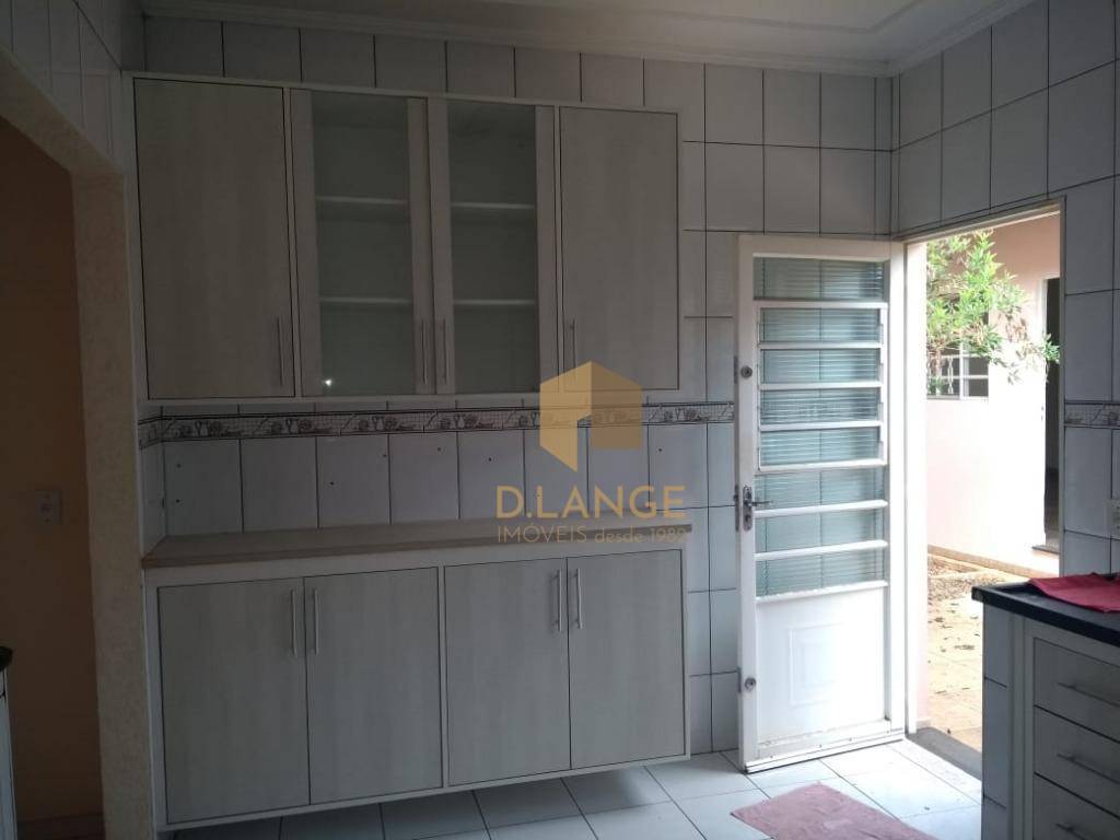 Casa à venda com 4 quartos, 180m² - Foto 11