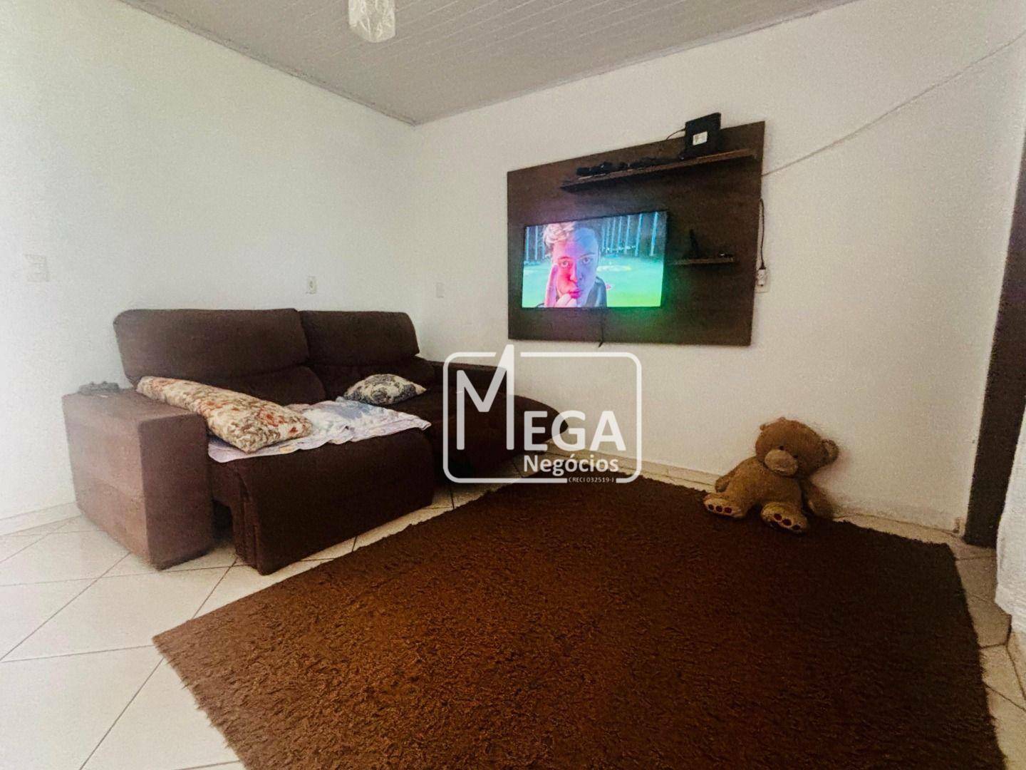 Casa à venda com 2 quartos, 250m² - Foto 1