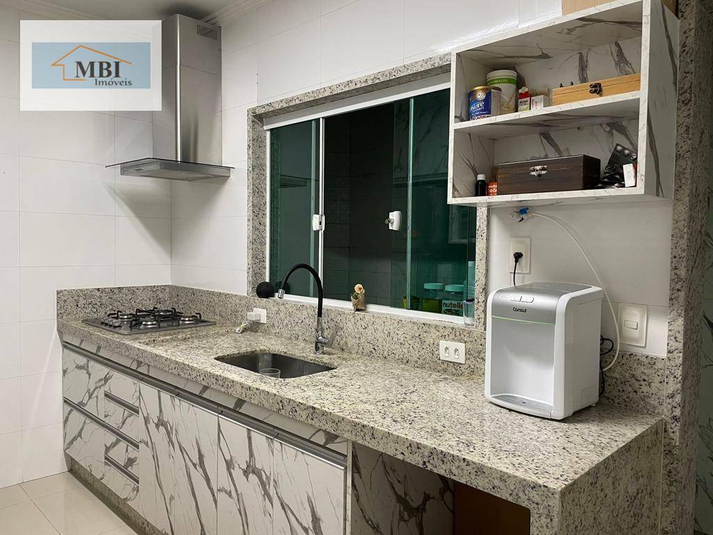 Sobrado à venda com 3 quartos, 200m² - Foto 30