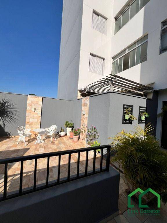 Apartamento à venda e aluguel com 3 quartos, 80m² - Foto 15