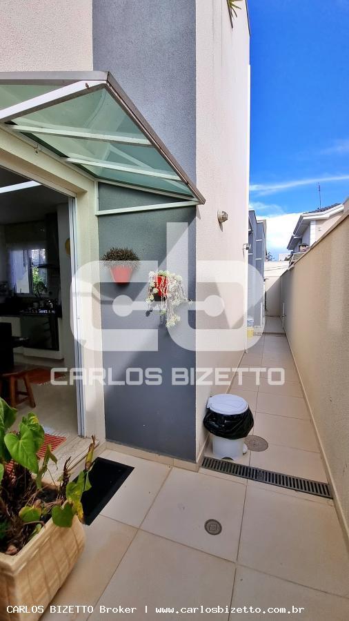 Casa de Condomínio à venda com 4 quartos, 450m² - Foto 39