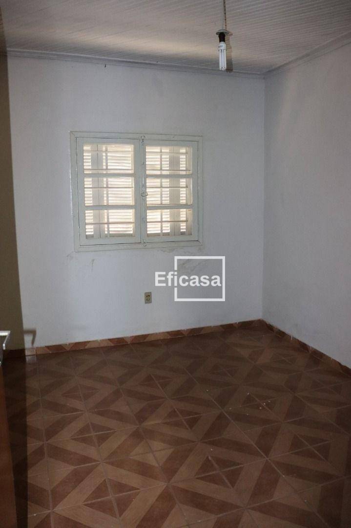 Casa à venda com 3 quartos, 220m² - Foto 5