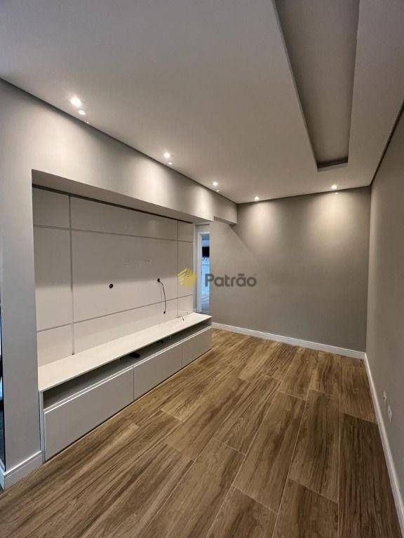 Apartamento à venda com 2 quartos, 65m² - Foto 7