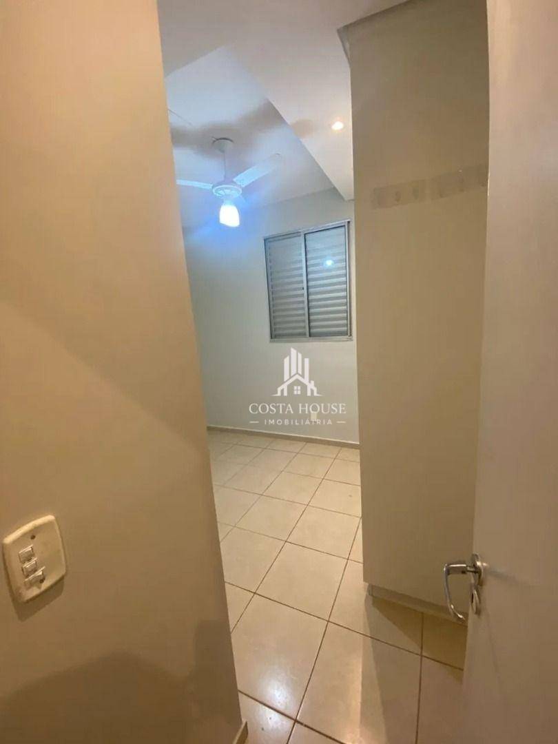 Apartamento para alugar com 2 quartos, 43m² - Foto 6