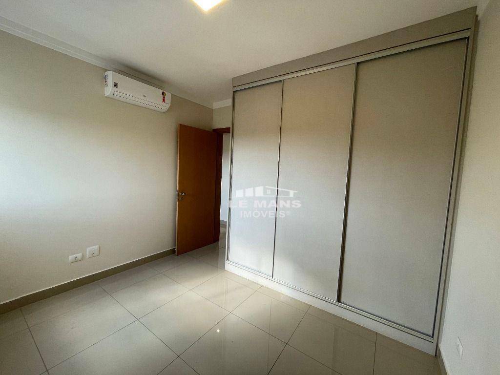 Apartamento para alugar com 3 quartos, 116m² - Foto 9