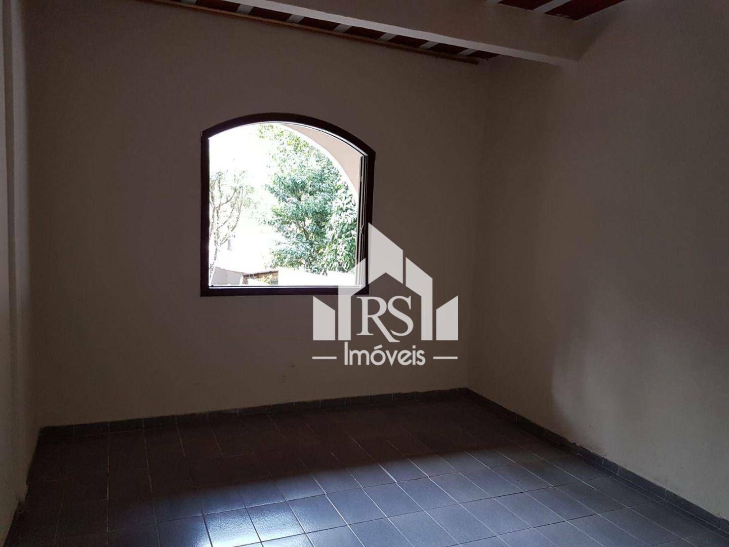 Casa à venda com 3 quartos, 300m² - Foto 12