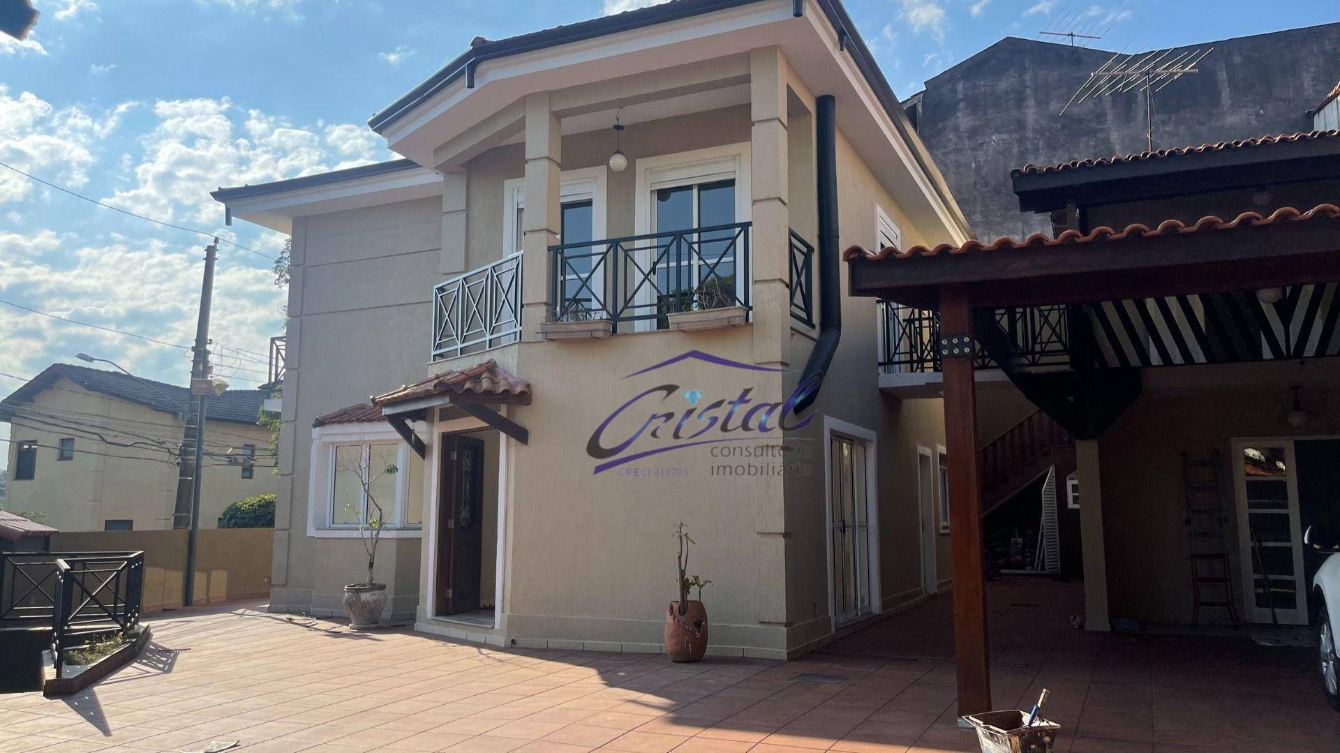 Casa de Condomínio à venda com 5 quartos, 321m² - Foto 1