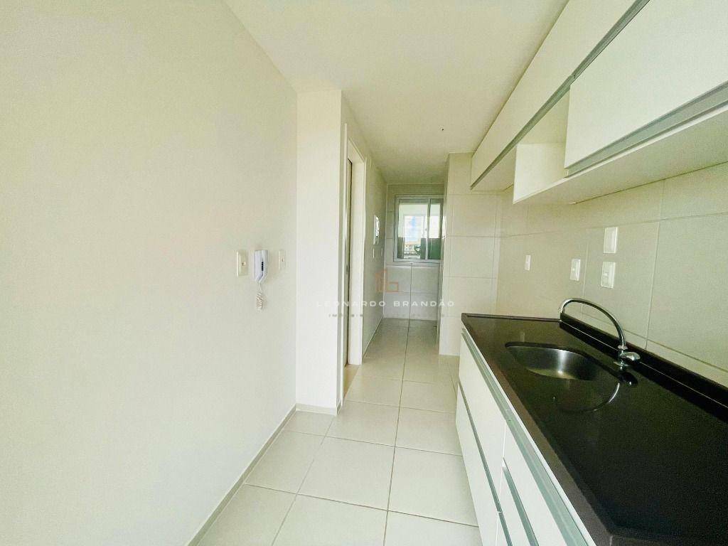 Apartamento à venda com 3 quartos, 91m² - Foto 13