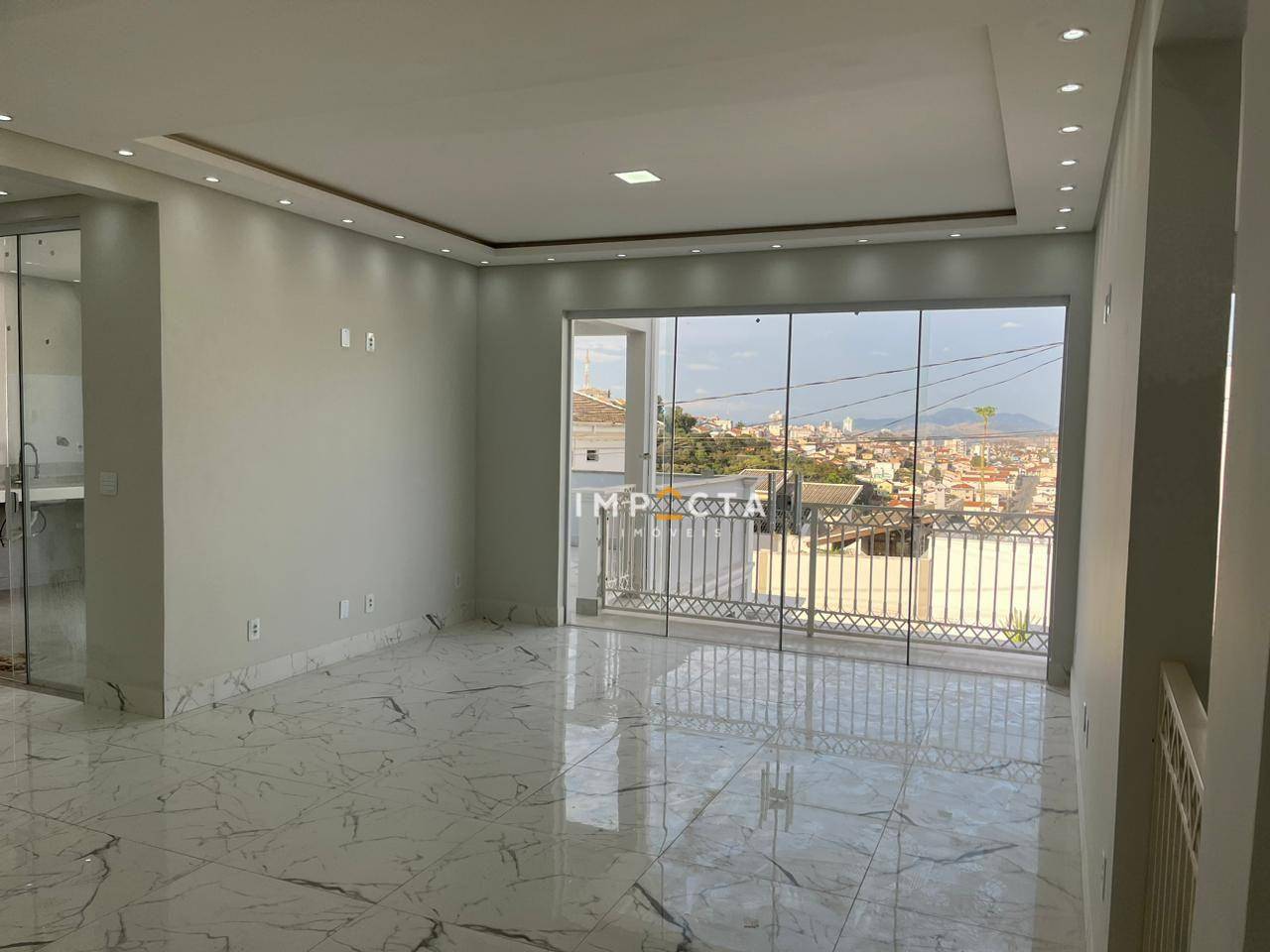 Casa à venda com 3 quartos, 175m² - Foto 9