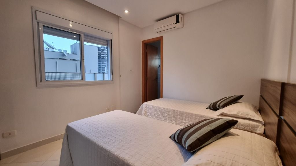 Apartamento à venda com 3 quartos, 150m² - Foto 17