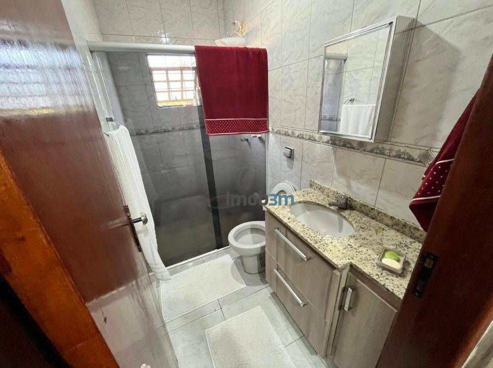 Sobrado para alugar com 3 quartos, 240m² - Foto 9