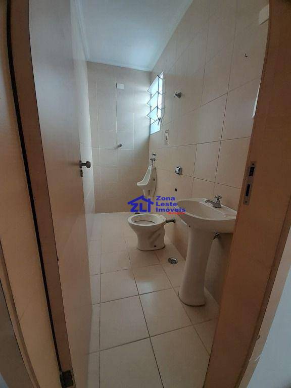 Sobrado para alugar com 3 quartos, 180m² - Foto 12