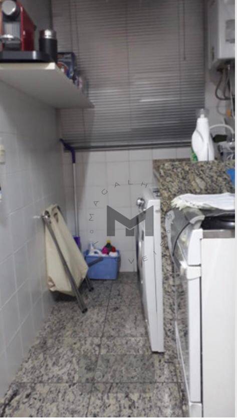 Apartamento à venda com 2 quartos, 75m² - Foto 9