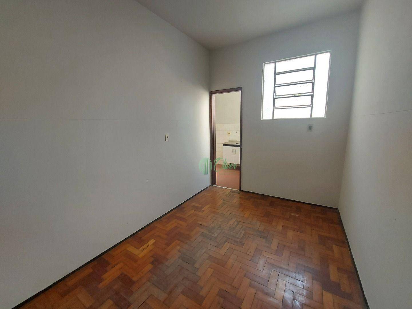 Apartamento à venda com 2 quartos, 75m² - Foto 9