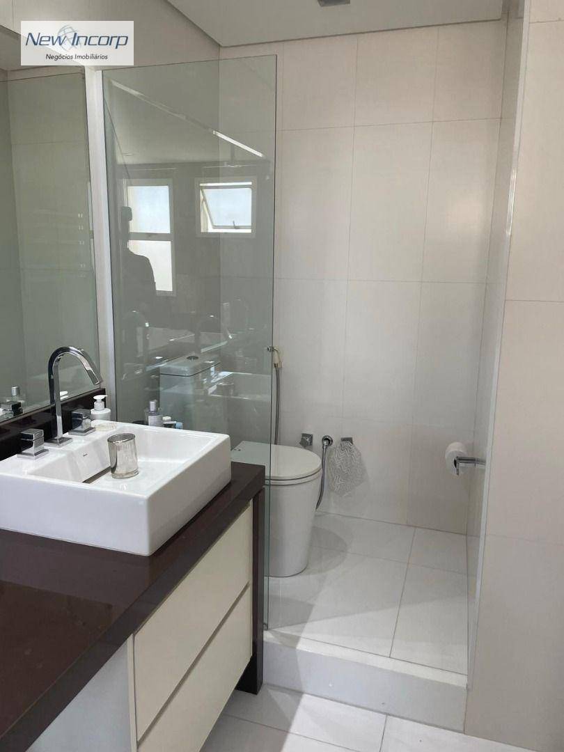 Apartamento à venda com 3 quartos, 233m² - Foto 22