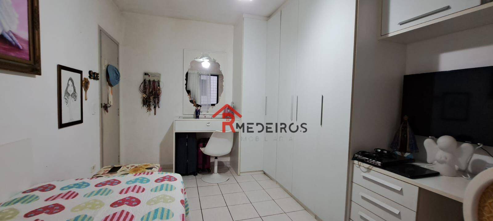 Apartamento à venda com 2 quartos, 75m² - Foto 15