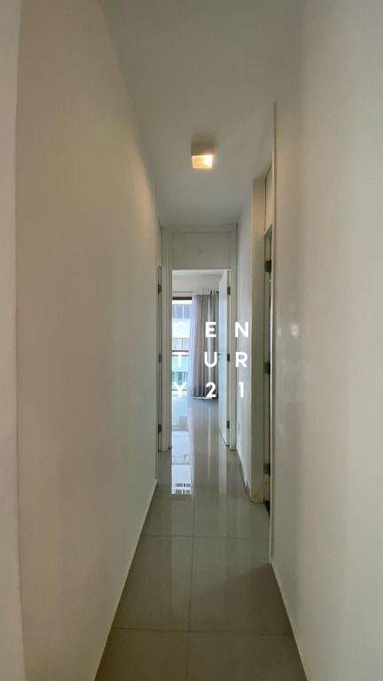 Apartamento para alugar com 2 quartos, 57m² - Foto 13