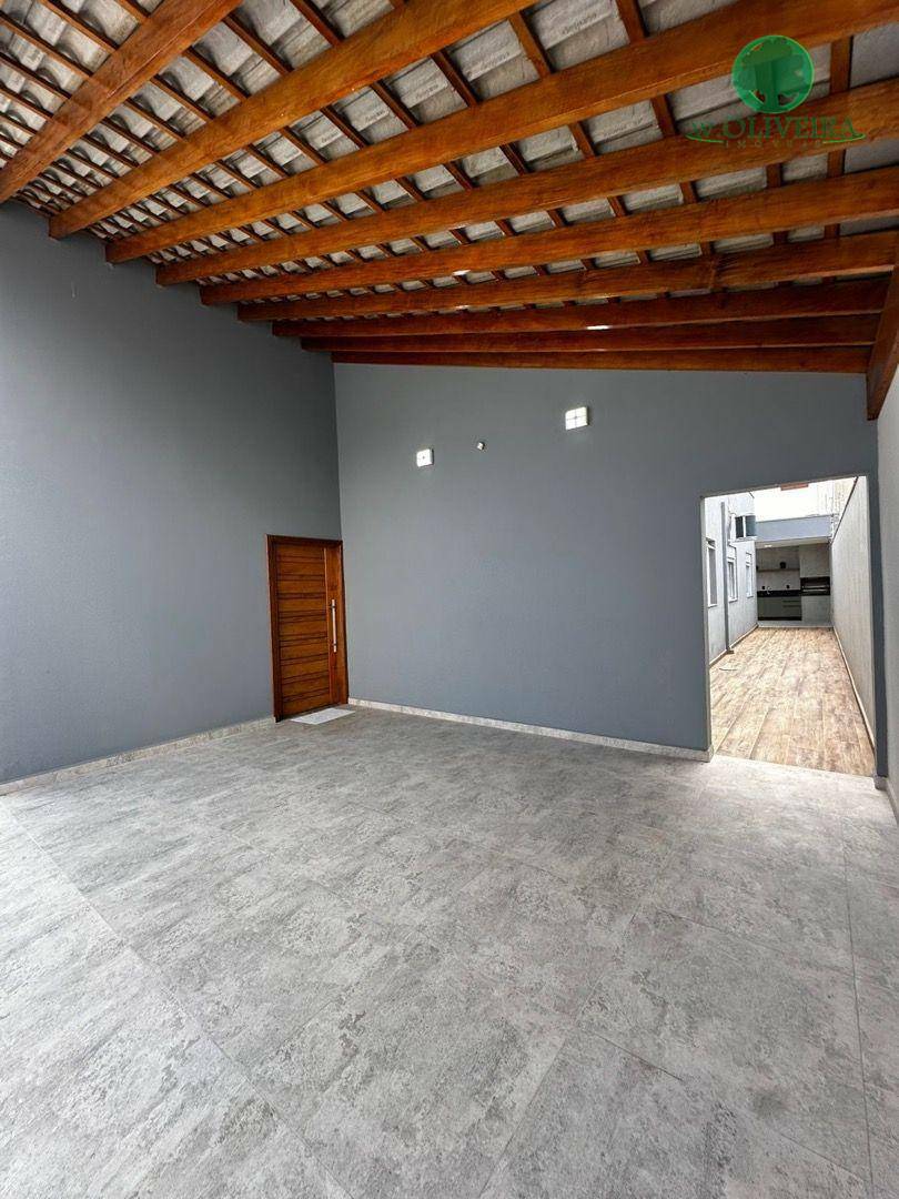 Casa à venda com 3 quartos, 187m² - Foto 3