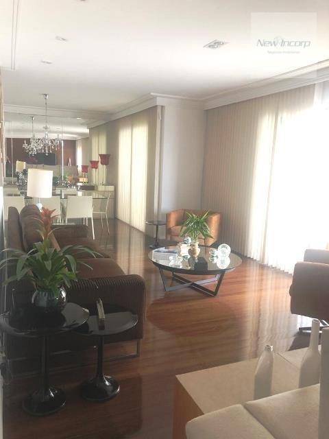 Apartamento à venda com 3 quartos, 185m² - Foto 2