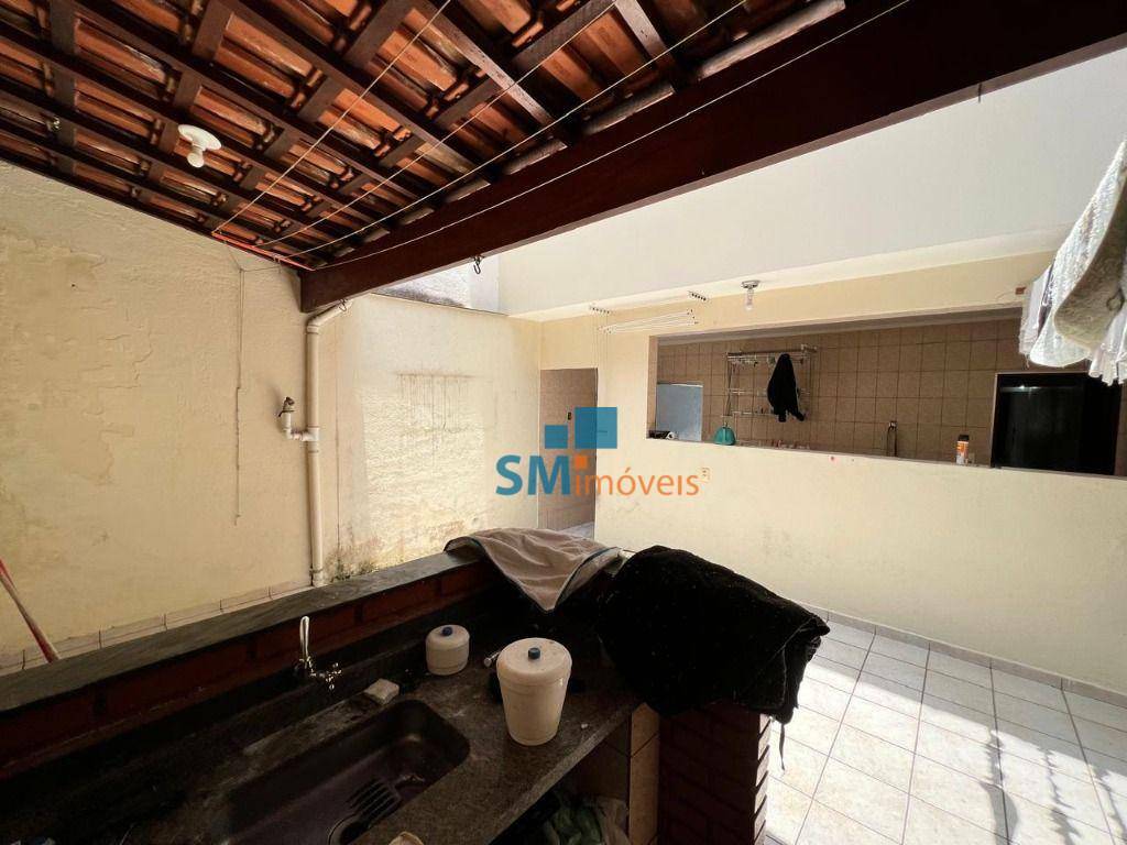 Sobrado à venda com 3 quartos, 250m² - Foto 32