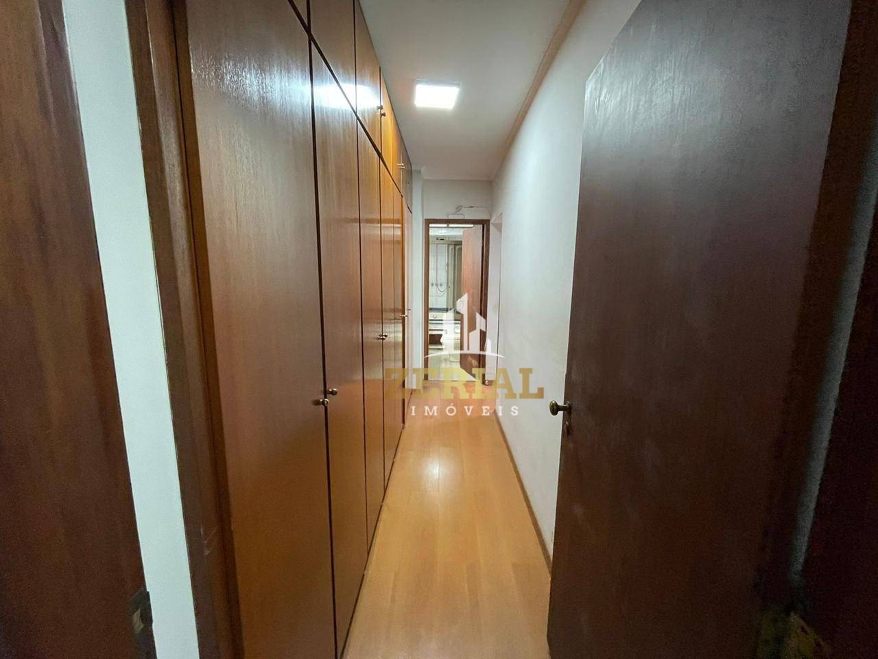 Apartamento à venda com 3 quartos, 150m² - Foto 19