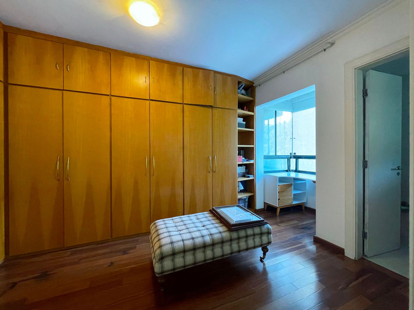 Apartamento à venda e aluguel com 3 quartos, 230m² - Foto 9