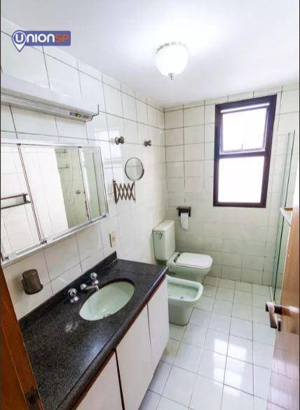 Apartamento à venda com 4 quartos, 158m² - Foto 22