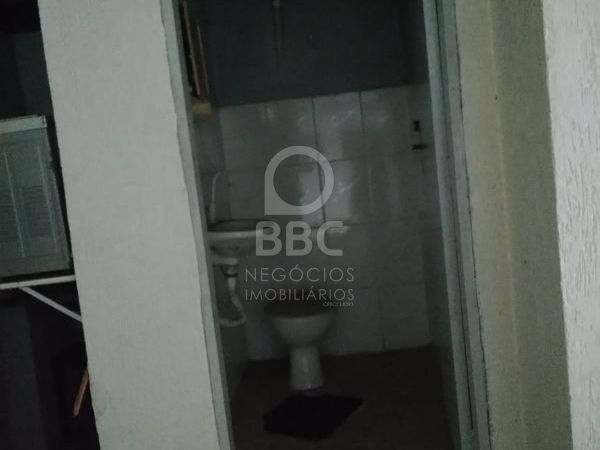 Apartamento à venda com 2 quartos, 70m² - Foto 6