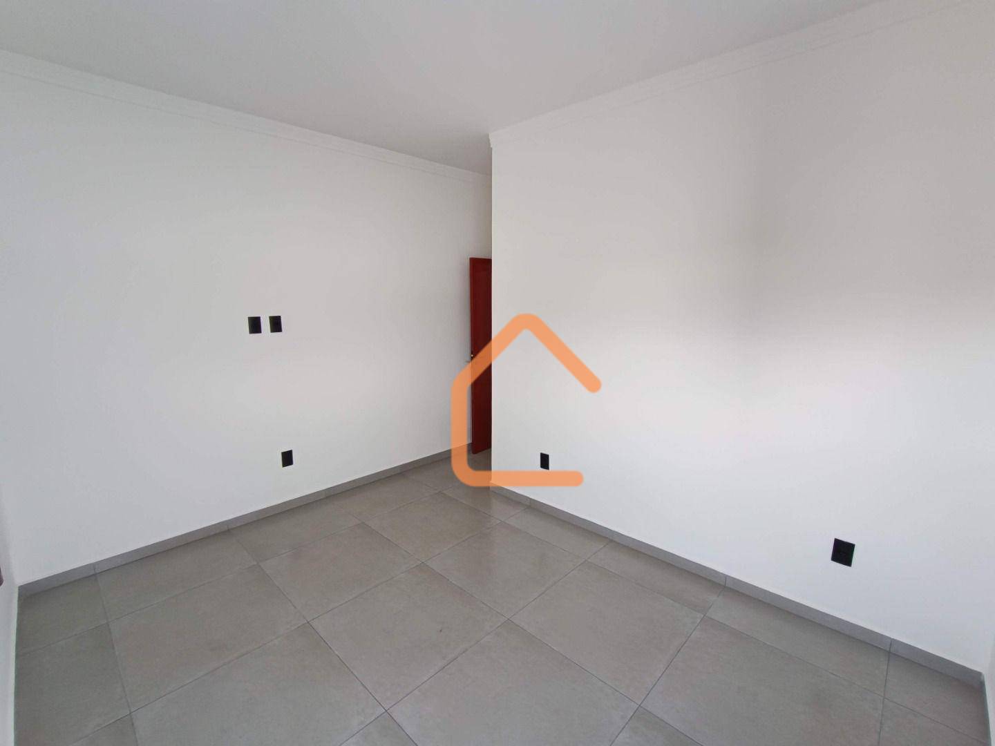 Casa à venda com 3 quartos, 105m² - Foto 6