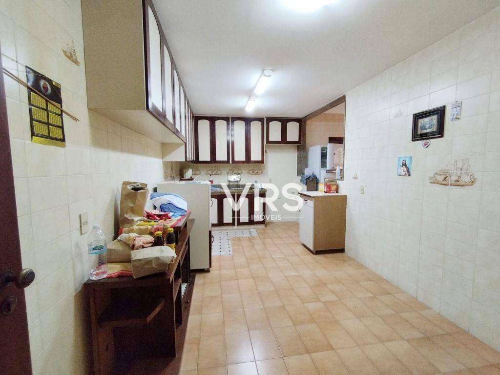 Apartamento à venda com 3 quartos, 168m² - Foto 14