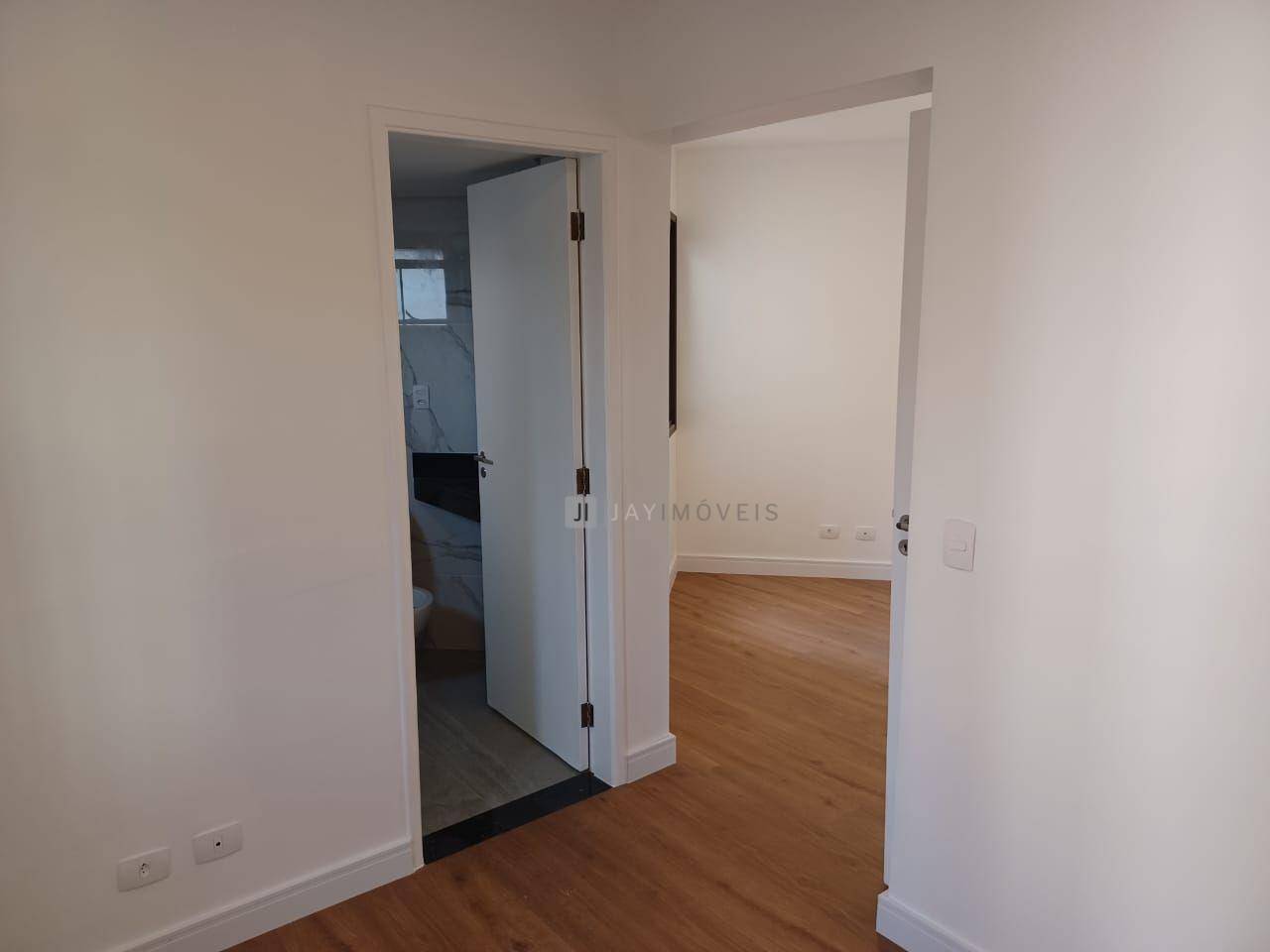 Apartamento para alugar com 4 quartos, 96m² - Foto 14