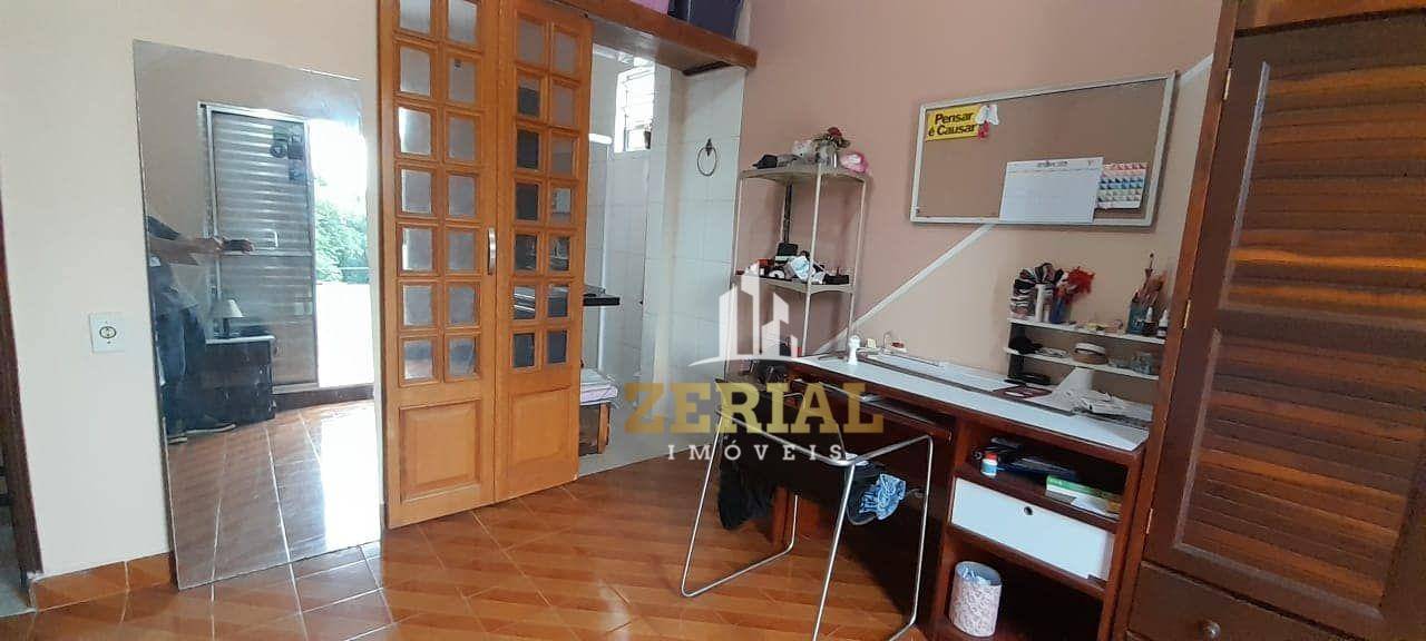 Casa à venda com 4 quartos, 250m² - Foto 24