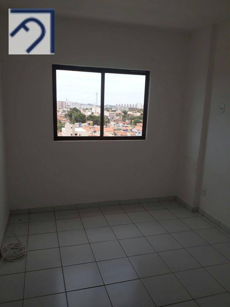 Apartamento para alugar com 3 quartos, 80m² - Foto 8