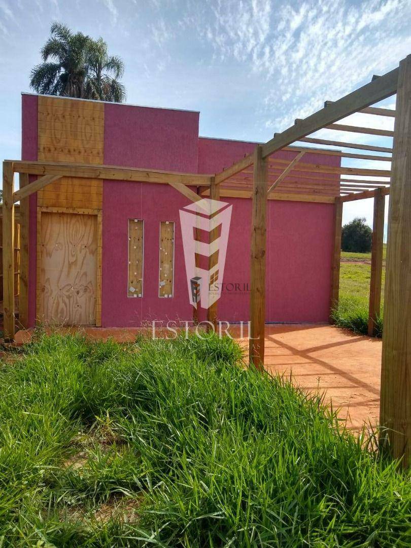 Casa à venda com 3 quartos, 360M2 - Foto 1