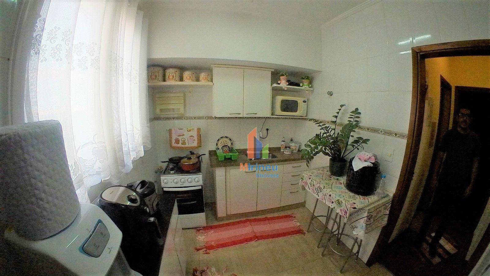 Apartamento à venda com 1 quarto, 55m² - Foto 2