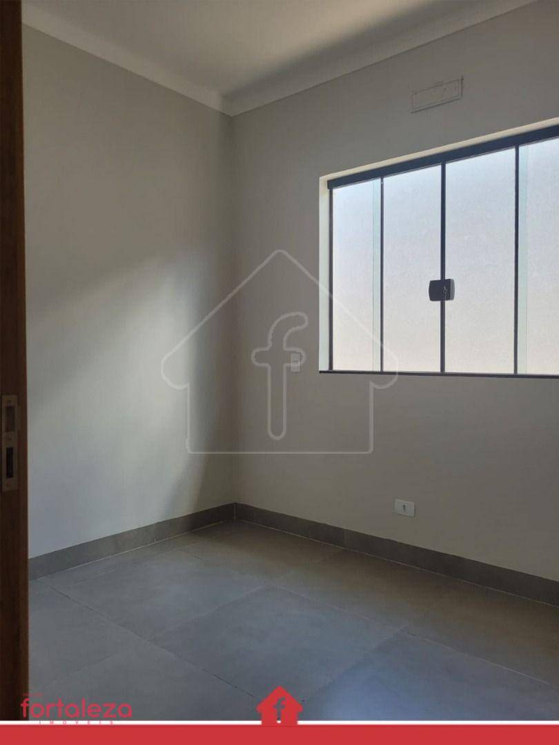 Casa à venda com 3 quartos, 87m² - Foto 5