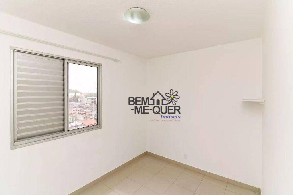 Apartamento à venda com 3 quartos, 64m² - Foto 12