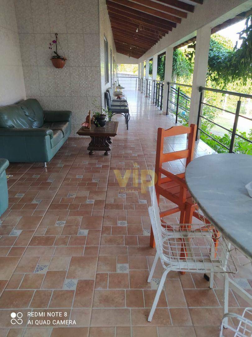 Chácara à venda com 4 quartos, 380m² - Foto 4