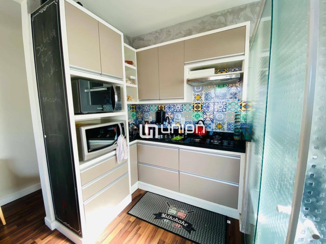 Apartamento à venda com 2 quartos, 65m² - Foto 9