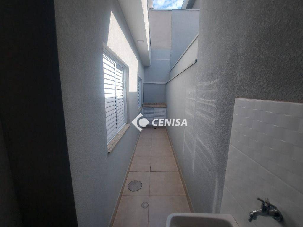 Casa à venda com 2 quartos, 68m² - Foto 9